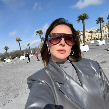 Os óculos de sol Eyvon combinam proteção UV, estilo marcante e conforto absoluto para te acompanhar sob qualquer sol.